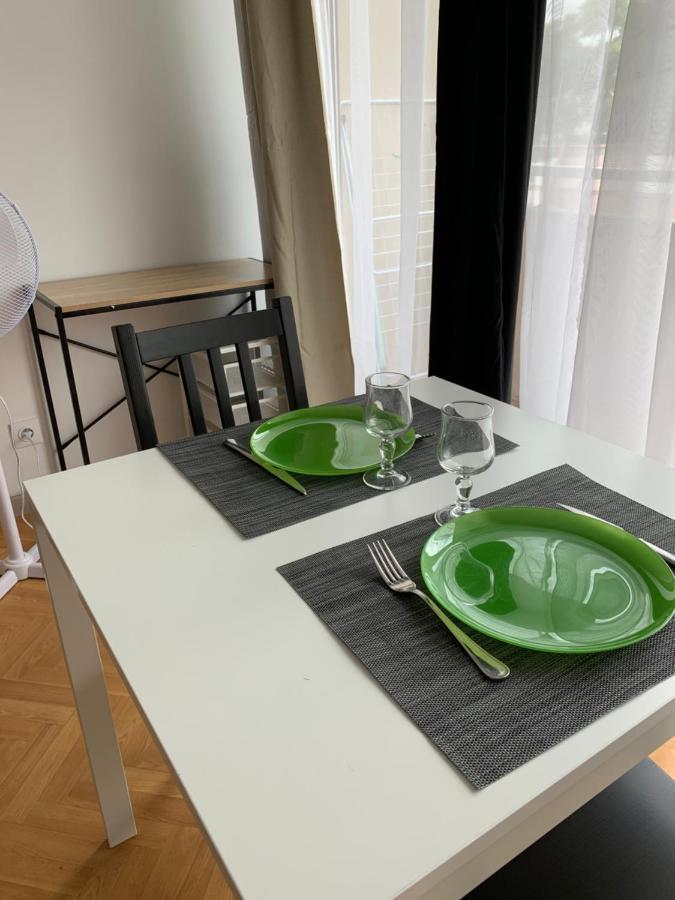 Appartement Nimes studio Les Lavandes Parking securisé Extérieur photo