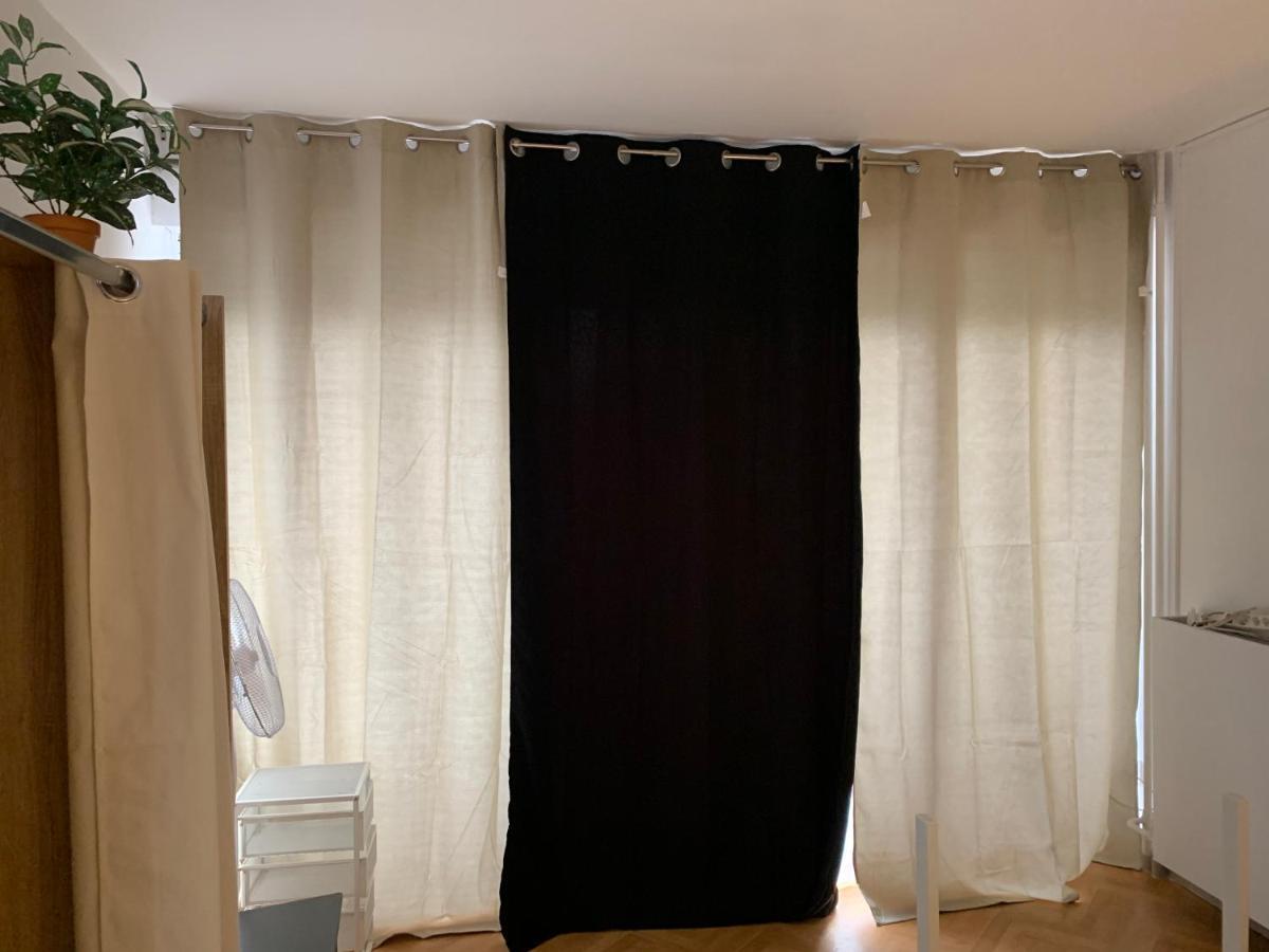 Appartement Nimes studio Les Lavandes Parking securisé Extérieur photo